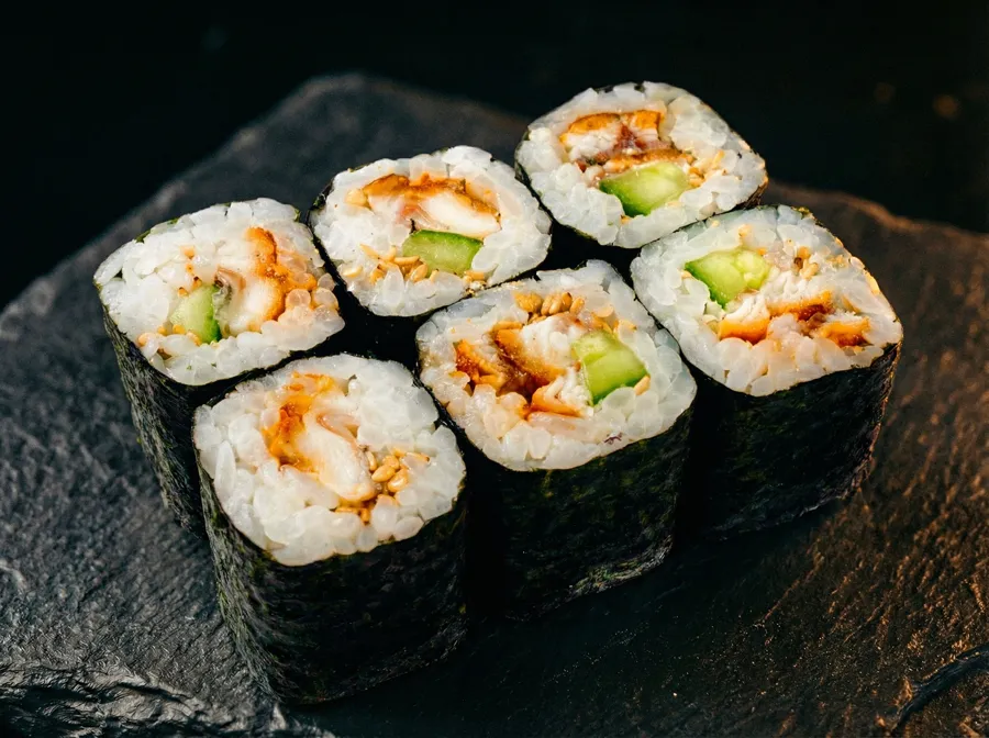 Ролл с угрем 