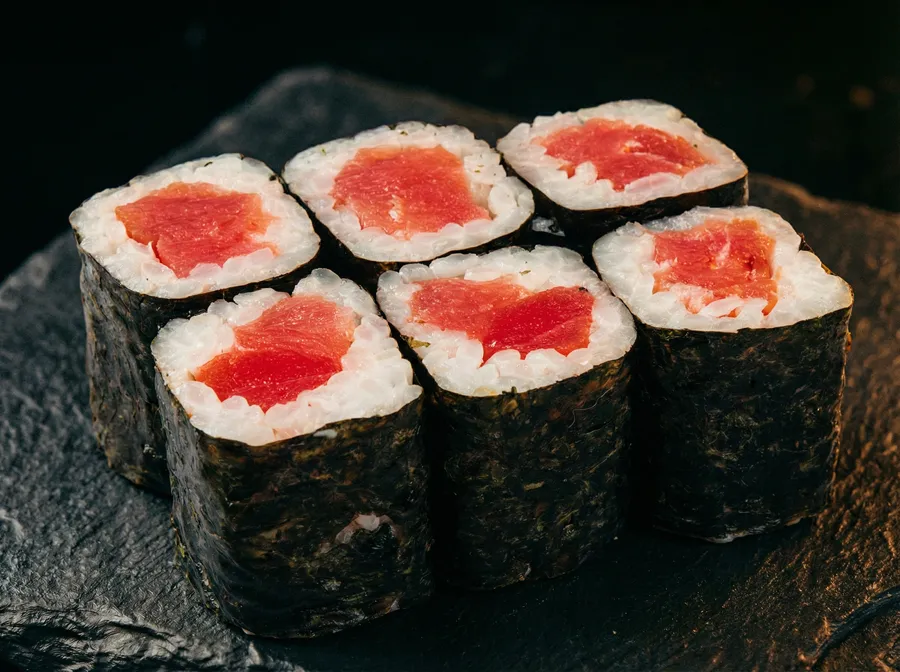 Ролл с тунцом 